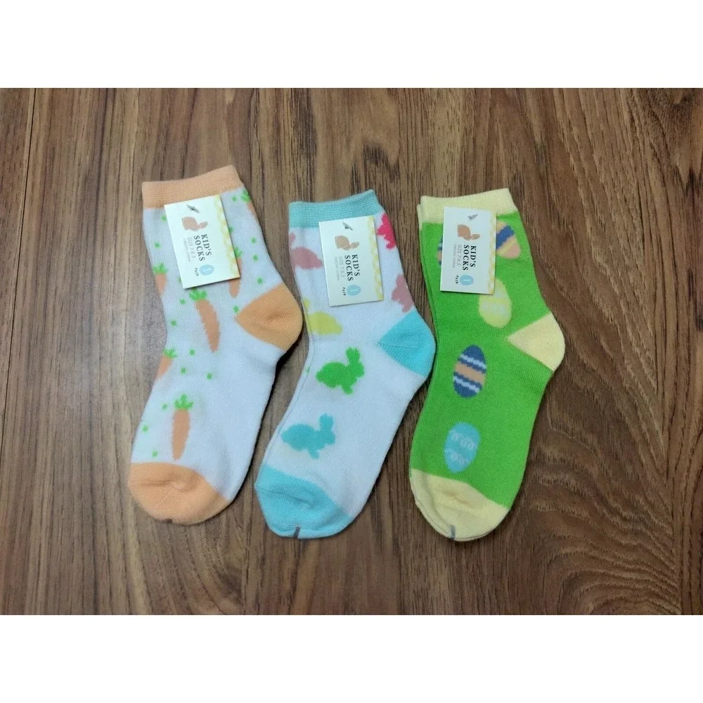 Kid's Socks Easter Socks 3 Pair Size 7-8.5 NEW bunny Easter egg carrots